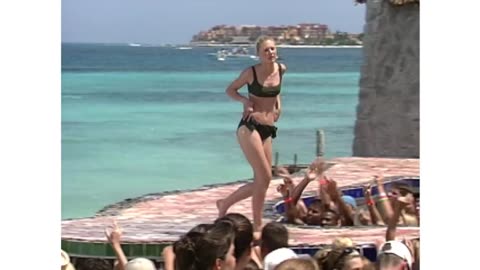 NSYNC - TEARING UP MY HEART - LIVE MTV SPRING BREAK 1999 CANCUN MX HD