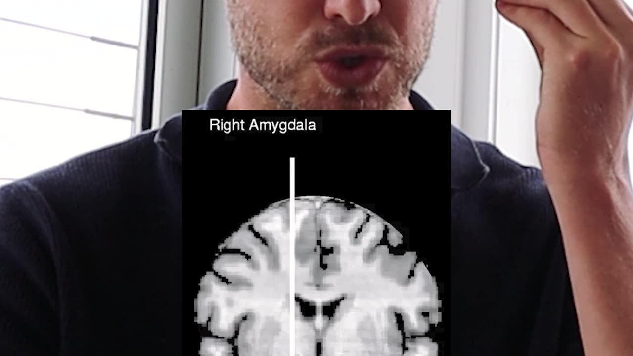 brain differences b/w mum and dad when they look at their child
