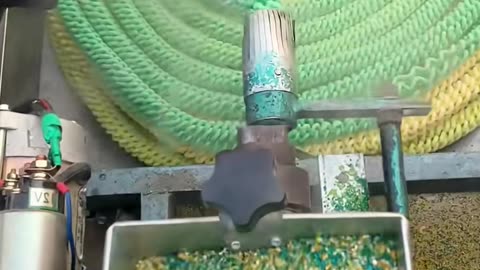 ✨👕 Fold a T-Shirt in 2 Seconds With This Genius Method! | LifeHacksDaily