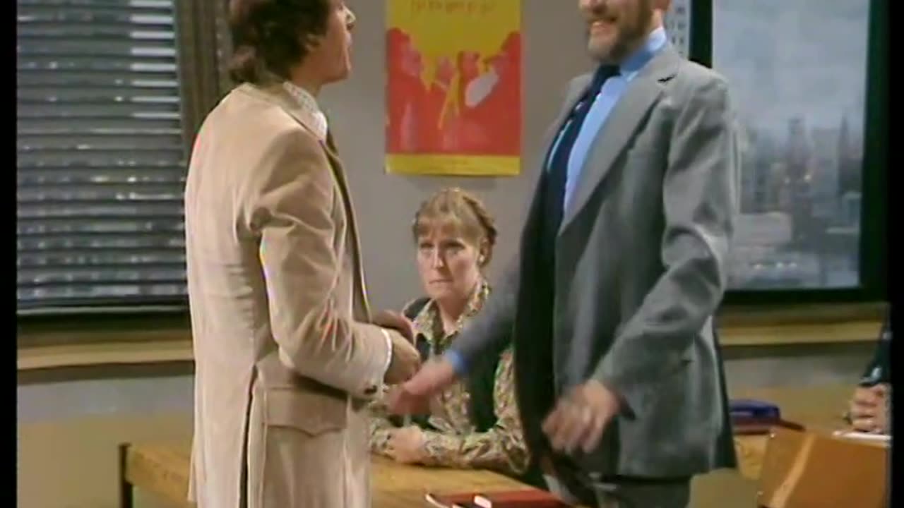 MIND YOUR LANGUAGE S02E03 - Brief Re-Encounter