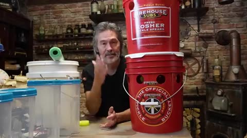 $10 Easy & Affordable Hydroponic Tower Garden