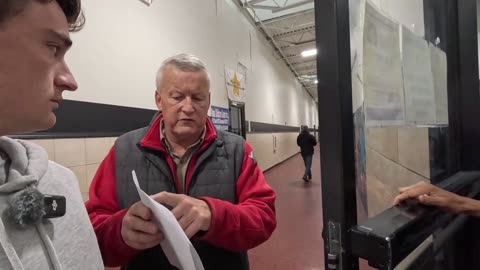 Nhà báo Nick Shirley đã vạch trần một trung tâm giữ trẻ người Somalia ở Minnesota.