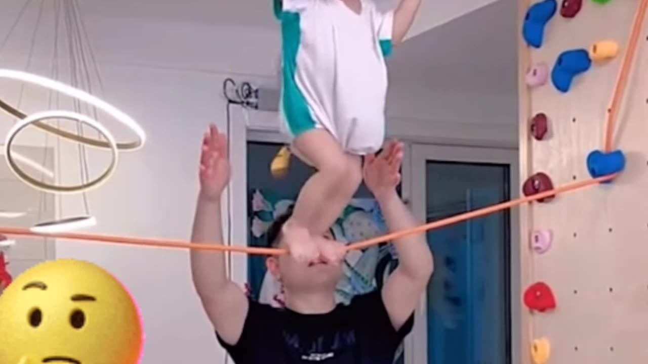 Funny videos wait for end kids