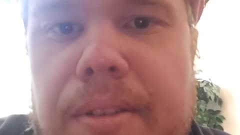 Livestreamer "Rent Free" Squats in House and Argues With New Owner