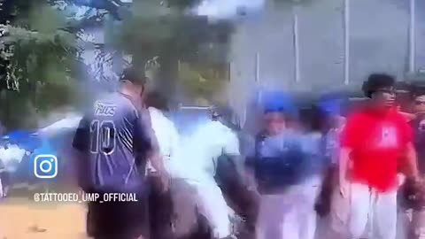 😡🔥 Big Ump Goes Full Savage in Street Fight! | FCN