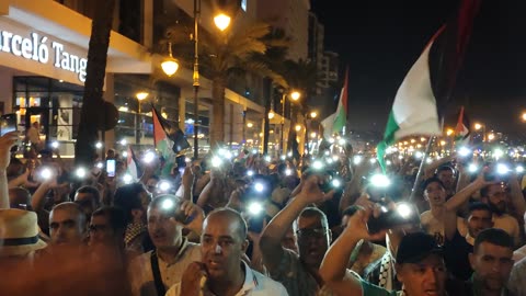 مسيرة شعبية دعما لغزة الوفاء لدماء الشهداء طنجة 15 07 2025 في غزة شهيد يسعفه شهيد