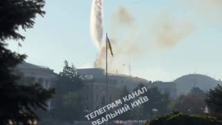 🚁💧 Ukraine Russia War | Military Helicopter Drops Water on Kyiv Building | RCF