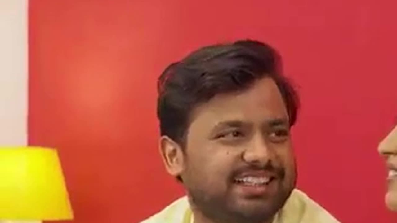 Ashish Comedycritch Memengg