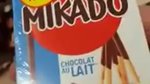 Un client constate un problème avec sa boîte de Mikado