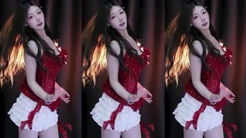 Korean girl sexy dancing in livestreaming 🩰