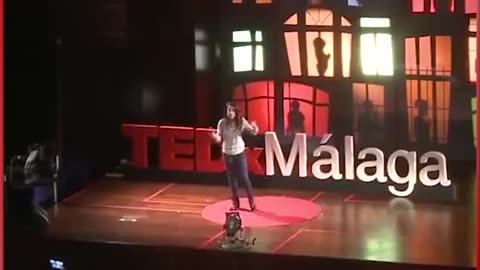 Aquí la Feminista Rocío Vidal, abriendo la ventana de Overton al Incesto en un TEDxMálaga