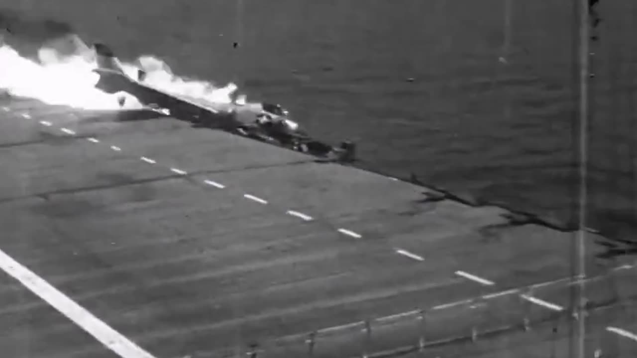 Vought F7U-3 Cutlass 129595 crashes on landing on USS Hancock