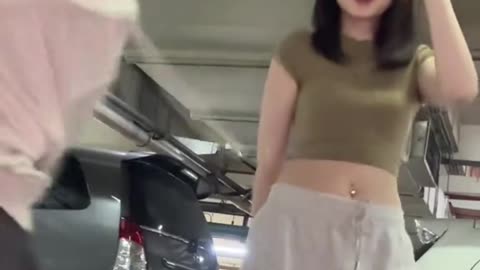 LAGI VIRAL
