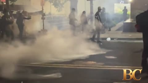 Carnage at Portland detention center as crowd tries to storm holding cells