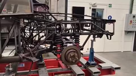 Ferrari Testarossa restoration with @rock_n_roll_classics in Brugge taken to new heights.