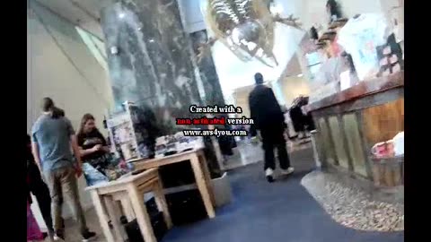 8/31/2025, (Targeted Individuals & Perp TV) Meet With Other Associates to Pass Off Images