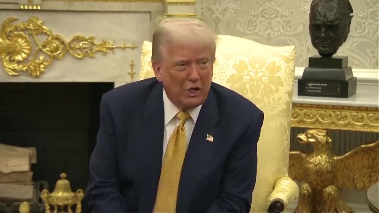 Il capo della gang Barack HUSSEIN Obama, ne avete mai sentito parlare?