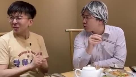 毕导 | 学会这三种倒水方法，让老师裤子暖暖的！