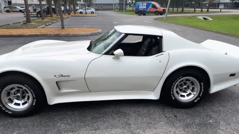1976 Chevy Corvette. Clean C3 w/ T Tops, L48 350CI V8, Auto Trans, Custom Body, New Tires!!