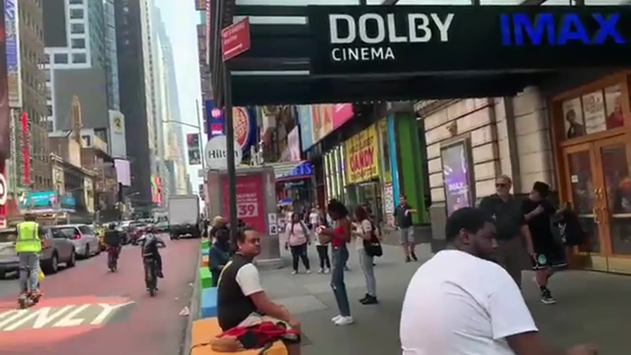 Time Square In Usa - Shabbir Infotainment