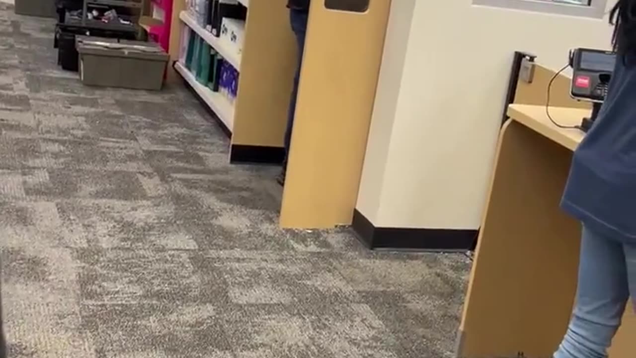 Man loses it on CVS pharmacy techs because his medication came in capsules instead of tablets