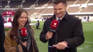 Oto "uśmiechnięta elita" z TVP w likwidacji" podczas Hymnu Polski. Co za dno‼️