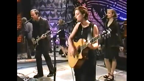 Sarah McLachlan - Building A Mystery - Live - 1997 - USTV - 720p