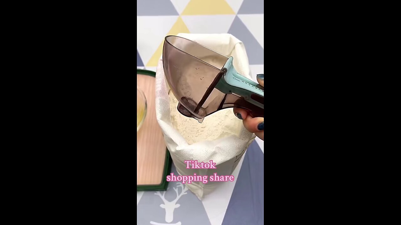 Adjustable Measuring Spoon with Scale