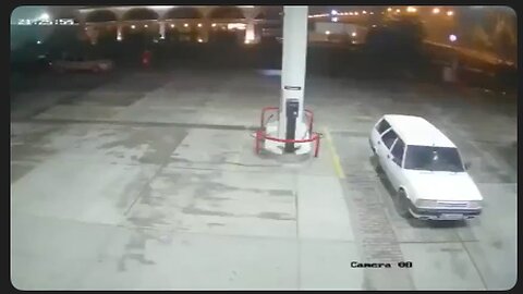 Now that I have filled my gas tank, I will have a cigarette. Bad idea. 🚗 🚬🔥