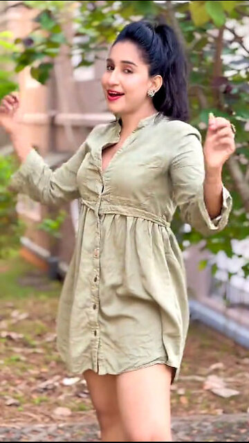 Sri Lankan girl dance with new trend song 💔🔥