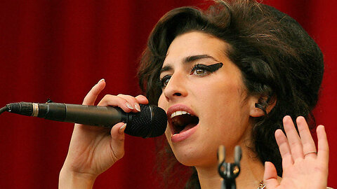 Me and Mr. Jones, Amy Winehouse, June 9, 2007