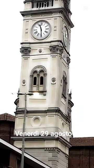 lampioni accesi a Magenta