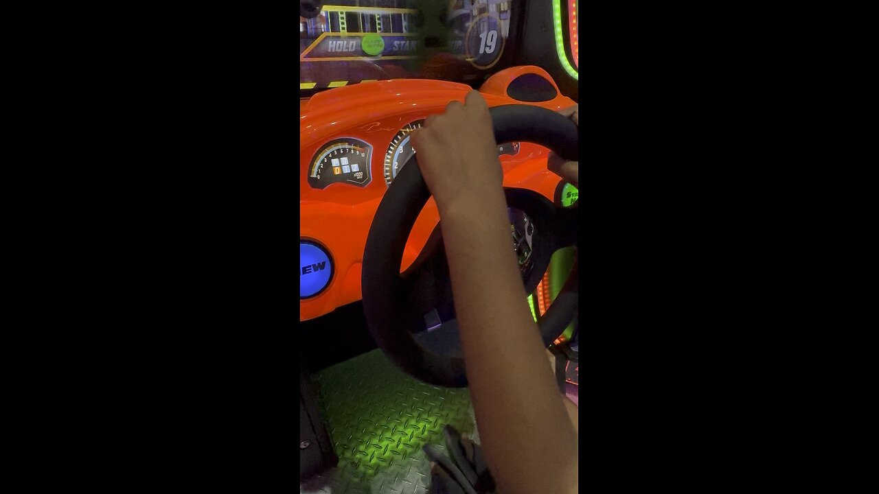 Playing 6 Racing Games in Mall 🔥
