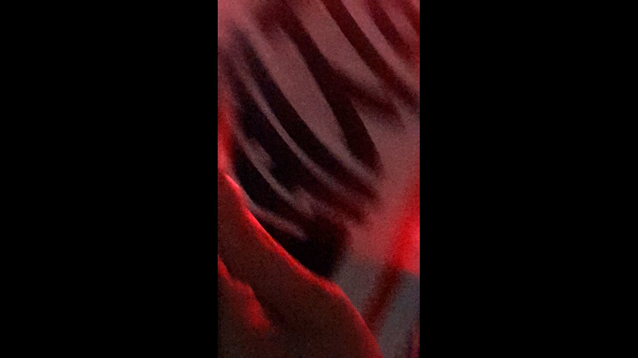 250530