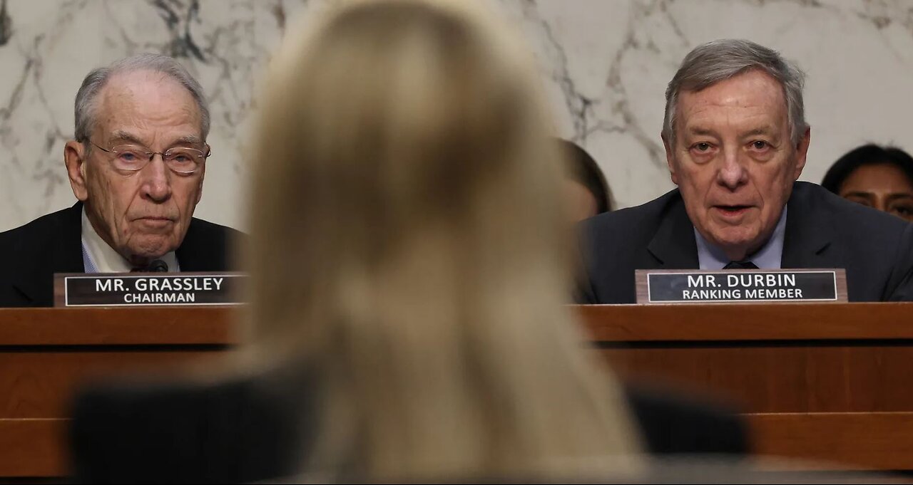 Durbin. FBI Told to Flag Epstein Docs Mentioning Trump