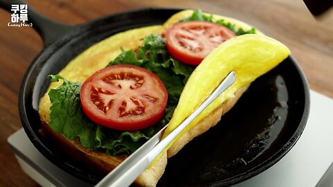 Perfect Breakfast! One-Pan Bacon Egg Toast! Sandwich! Crispy Outside, Fresh Inside! Delicious!
