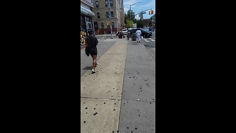 Then they start using their sirens while I was on the bus. The most corrupt predator dept police.