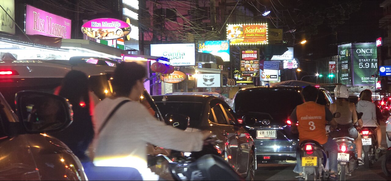 BeachRoad 😎🎶🕺🏽👀📍🍛❤️🇹🇭