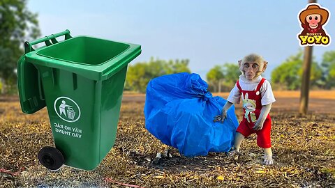 Monkey YiYi so happy when she helps grandpa cleanup trash