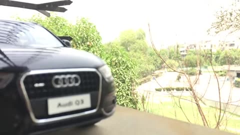 Diecast Unboxing-2015 Audi Q3 118 Audi Collections Paudi Models_part2