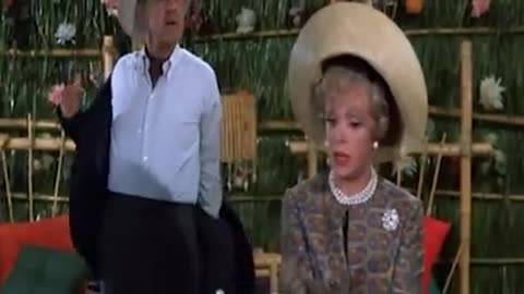 50 SMALL DETAILS YOU MISSED 🏝 IN GILLIGAN'S ISLAND