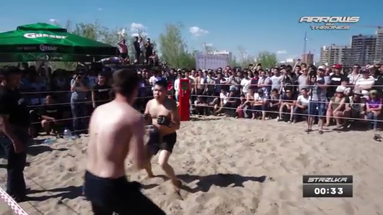 The twitched fighter vs tough Boxer