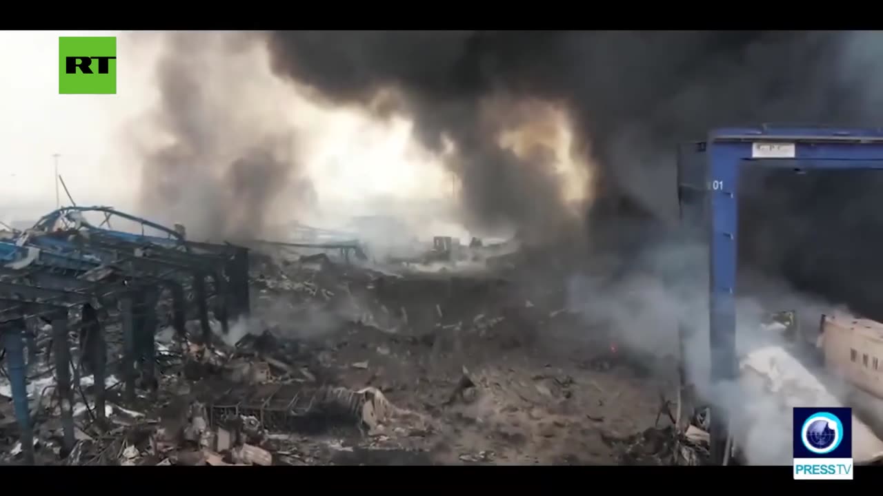 Il più grande porto dell'Iran ora è una città fantasma post-apocalittica