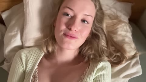 ASMR girlfriend facetime call 💕