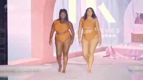 Diva Kurves Swimwear Fashion Show - Miami Swim Week 2022 - DCSW - Full Show 4K