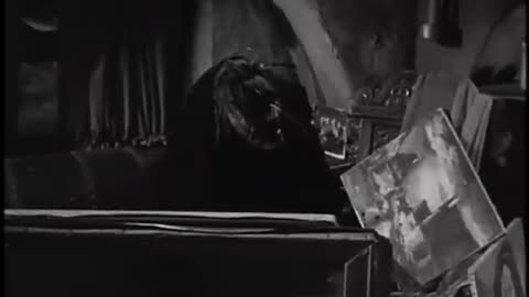 Thriller—La Strega