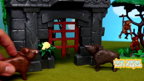 Locking Monkey in Cage because Often Steals Fruit from Panda