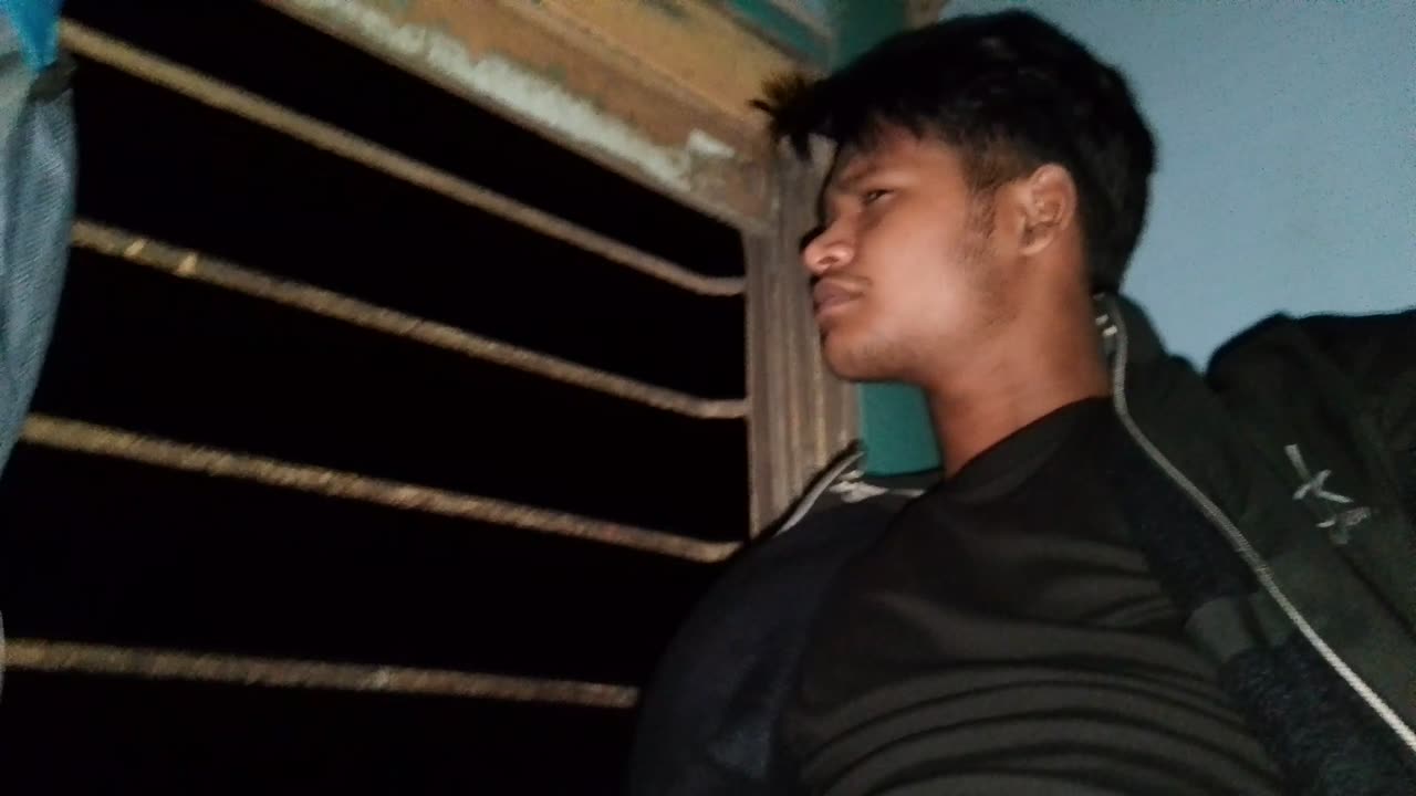 I _Travel _20 _Hours _In _Train