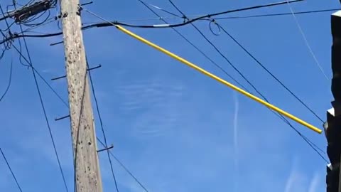 laps de temps de 5 minutes de la première vidéo qu'il faut pour détruire un beau ciel bleu.