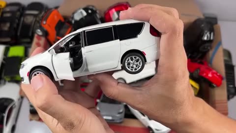a Box Full of American Diecast Car Models USA Tesla, Ford, Toyota & More_part2